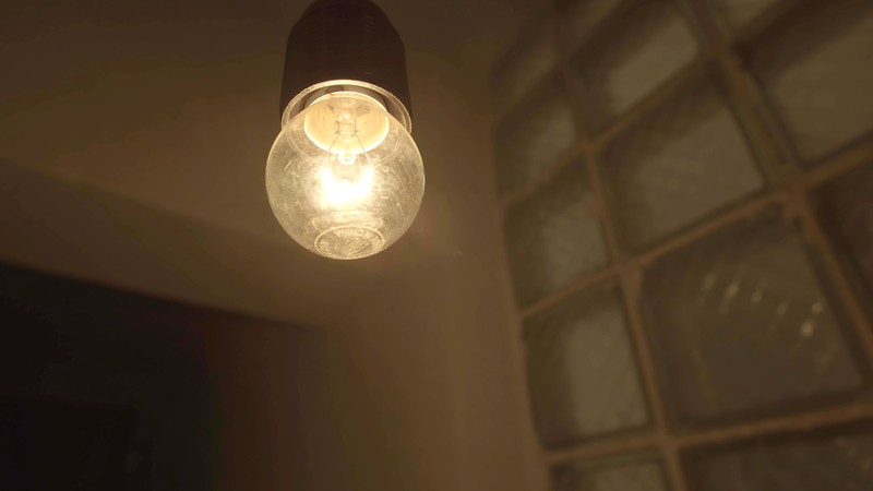 Laute Musik oder plötzliches Licht können Ratten vertreiben.