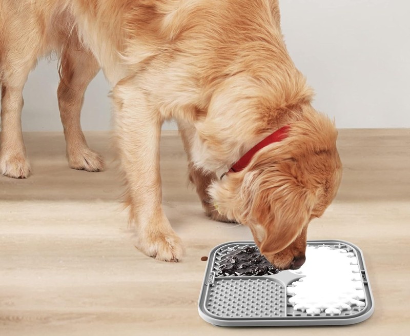 Hunde lieben Leckmatten.